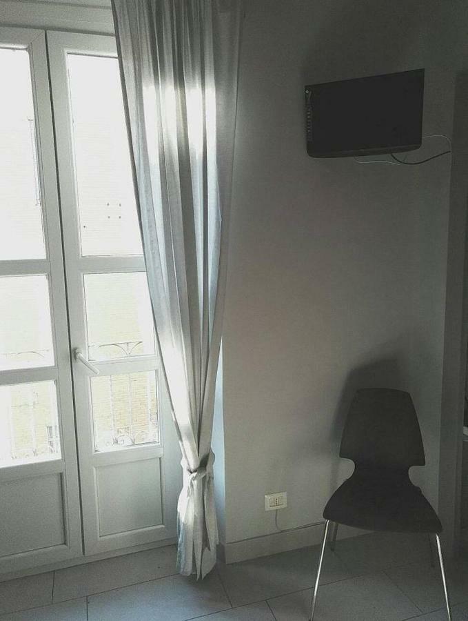 Cinecasa Di Andrea E Cristina Apartment Торино Екстериор снимка