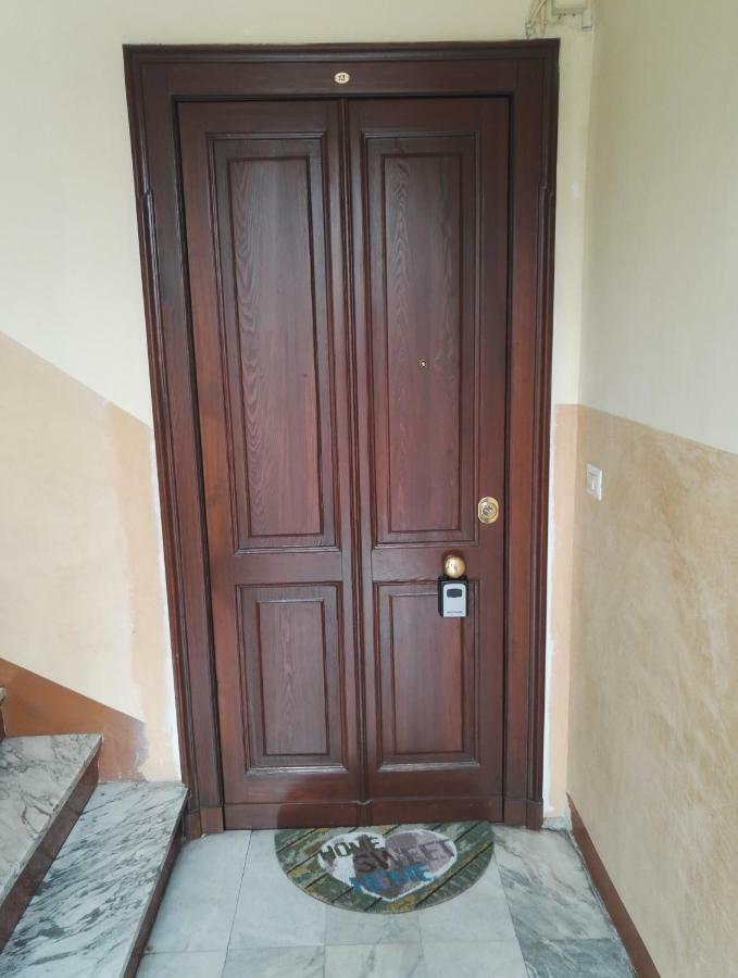 Cinecasa Di Andrea E Cristina Apartment Торино Екстериор снимка